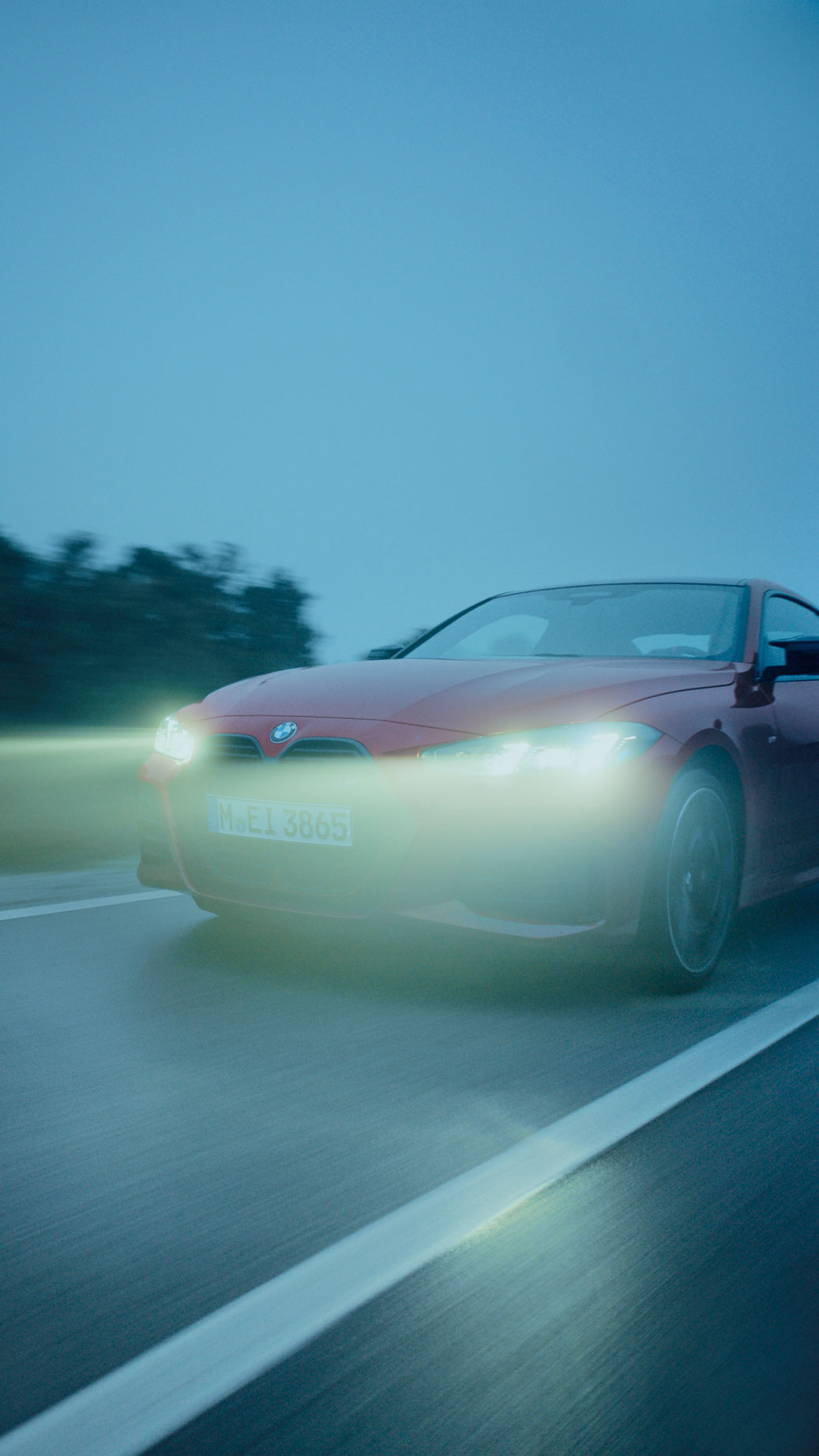 Yeah, we could barely see the car. A_0015C016_231025_183946_a1DV50_LOWRES_02